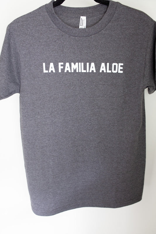 Heather Charcoal T-Shirt “La Familia Aloe”