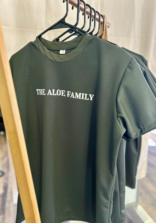 Performance Tee The Aloe Family – Dark Green