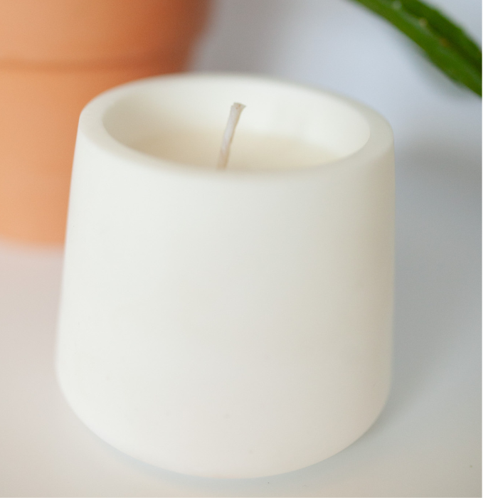 Beach Linen Hand Poured Soy Candle